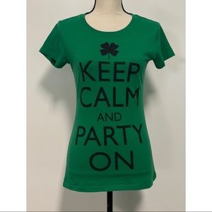 St. Patrick's Day Graphic Tee KEEP CALM AND PARTY ON T-Shirt Size M Green
